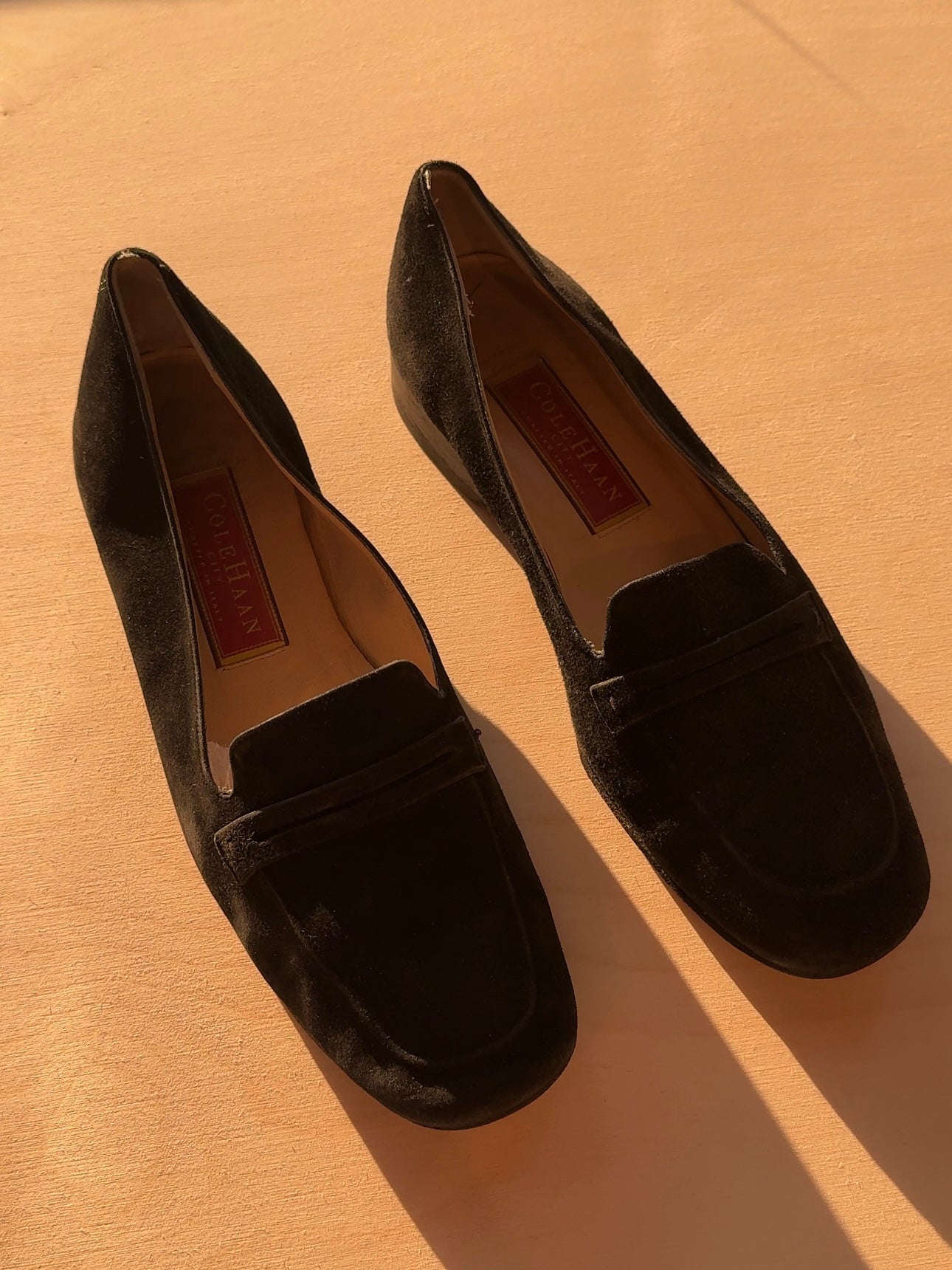 Vintage Italian Noire Sueded Leather Loafer Pumps, 7B